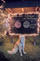 /album/oberbreidenbach-2024/warten-auf-das-christkind-am-dorfhaus-2-jpg/